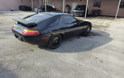 Porsche 928 Coupe 1988 à vendre