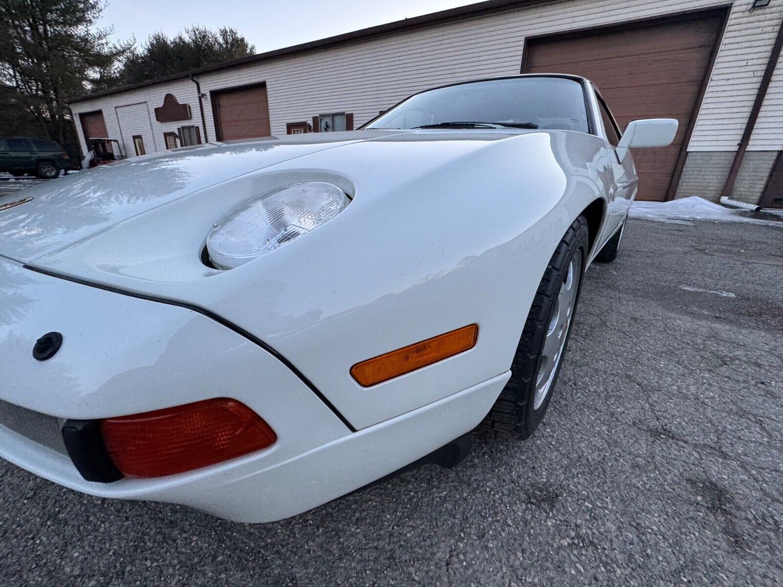 Porsche-928-Coupe-1991-White-Black-137760-13