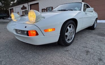 Porsche-928-Coupe-1991-White-Black-137760-39