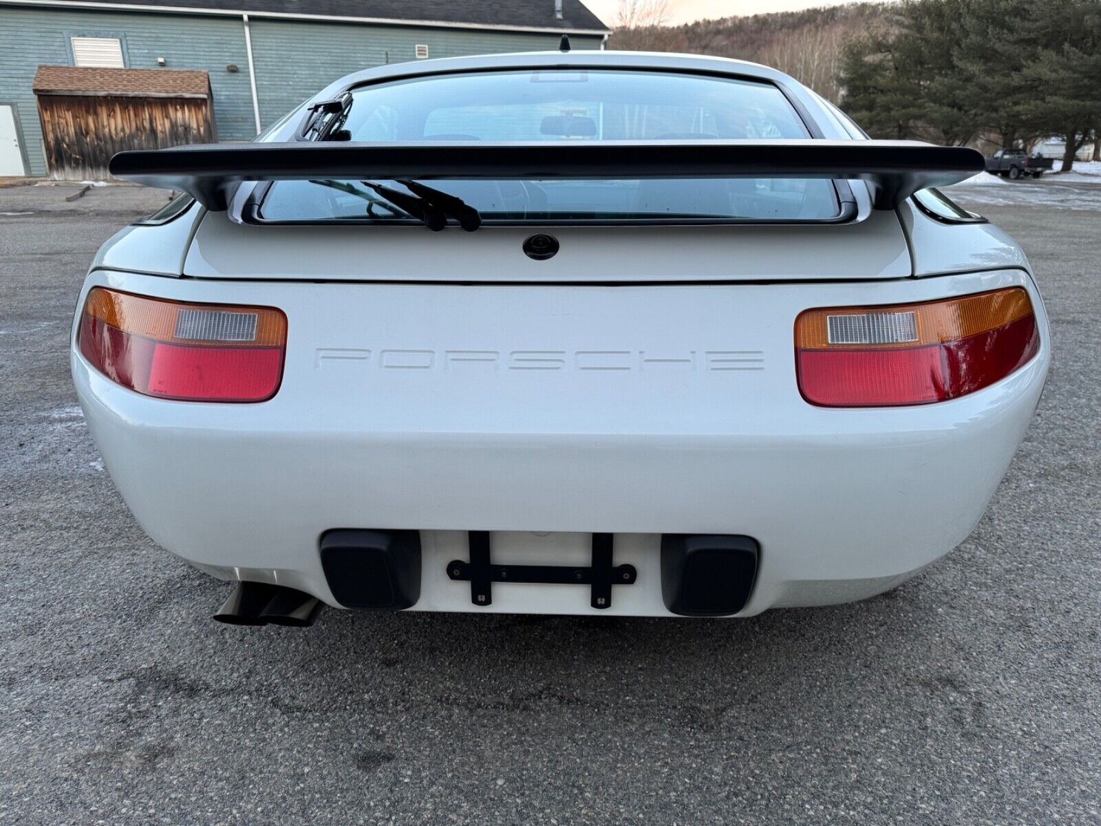 Porsche-928-Coupe-1991-White-Black-137760-6