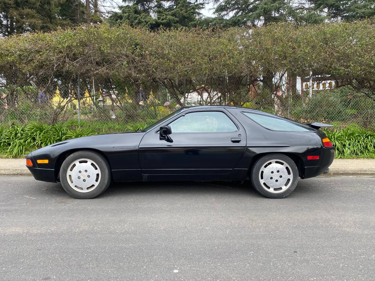 Porsche-928-s4-1989-377068-1