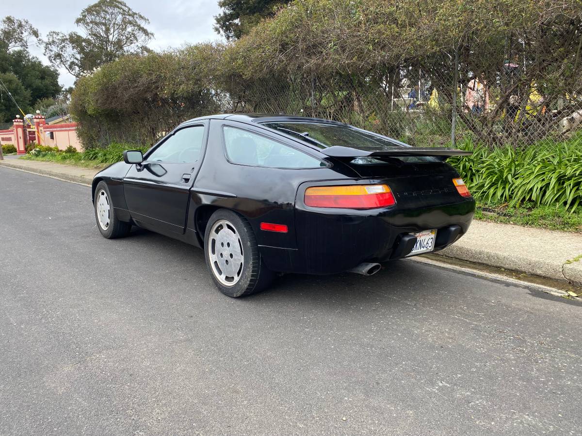 Porsche-928-s4-1989-377068-2