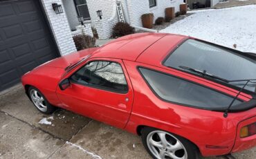 Porsche-928s-1984-red-165762-3