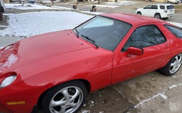 Porsche-928s-1984-red-165762