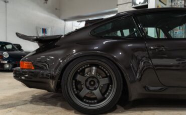 Porsche-930-Coupe-1977-Gray-Black-111045-11