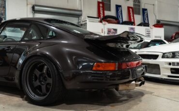 Porsche-930-Coupe-1977-Gray-Black-111045-4