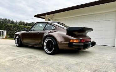 Porsche-930-Coupe-1978-Brown-58603-15