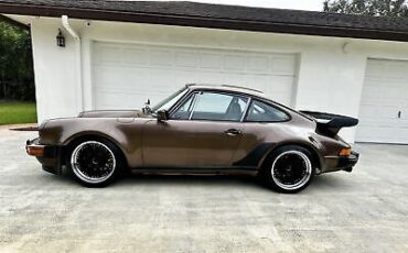 Porsche-930-Coupe-1978-Brown-58603-17