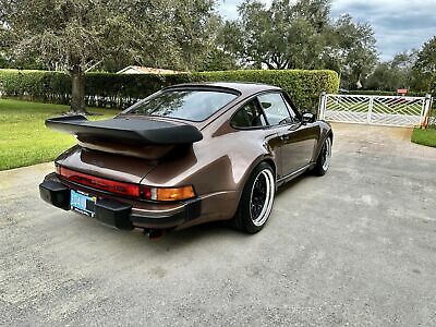 Porsche-930-Coupe-1978-Brown-58603-2