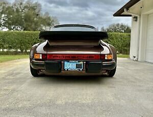 Porsche-930-Coupe-1978-Brown-58603-3