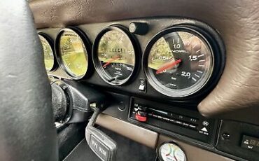 Porsche-930-Coupe-1978-Brown-58603-36