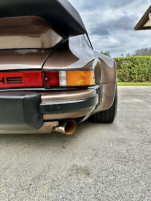 Porsche-930-Coupe-1978-Brown-58603-4