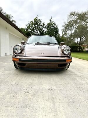 Porsche-930-Coupe-1978-Brown-58603-7