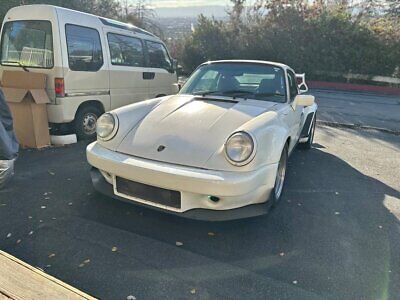 Porsche-930-Coupe-1987-White-Red-167050-2