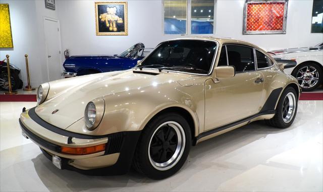 Porsche-930-Turbo-Carrera-1977-172456-2