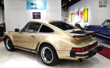 Porsche-930-Turbo-Carrera-1977-172456-4