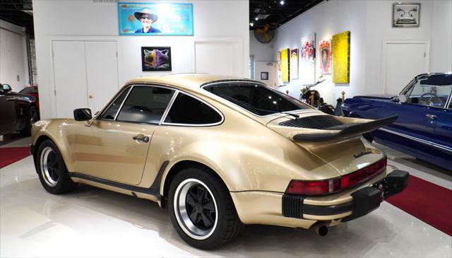 Porsche-930-Turbo-Carrera-1977-172456-4