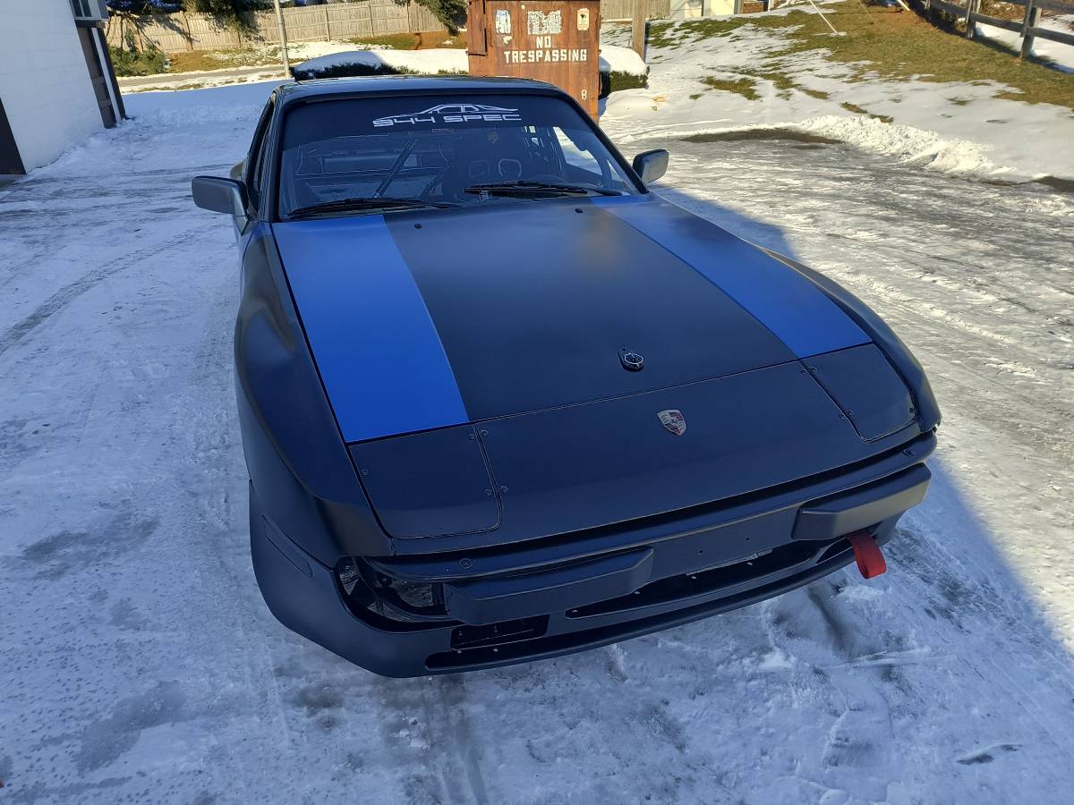 Porsche-944-1985-189902-2