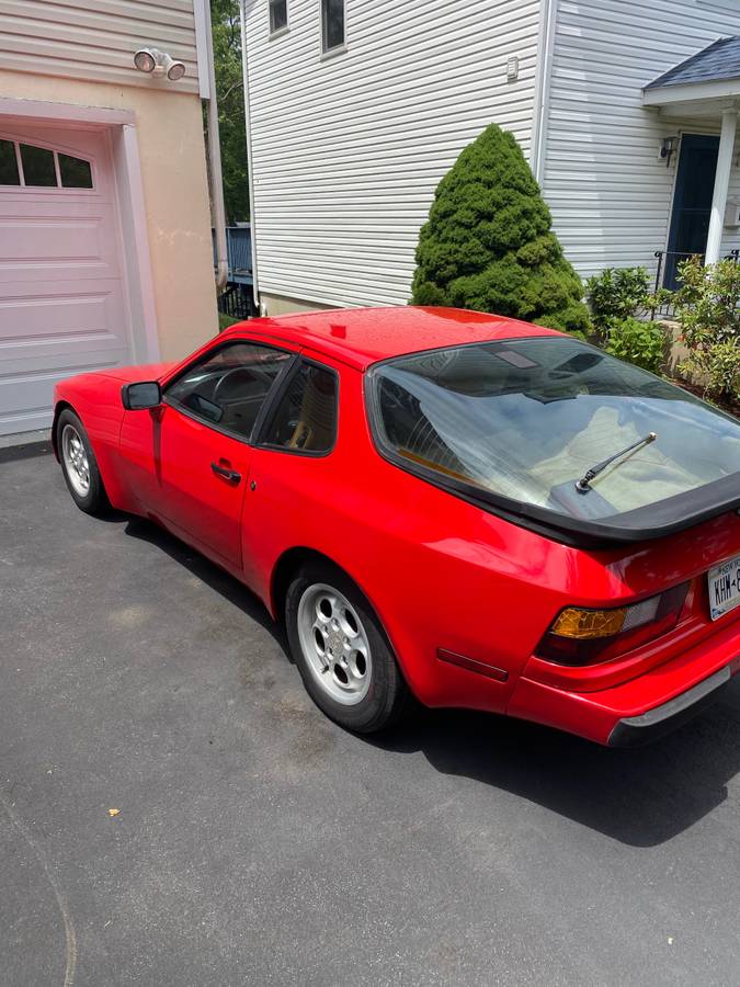 Porsche-944-1986-red-202737-1