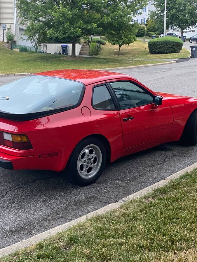 Porsche-944-1986-red-202737-2