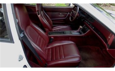 Porsche-944-Coupe-1986-White-Burgundy-72420-13