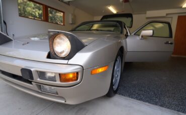 Porsche-944-Coupe-1989-Beige-Tan-99615-3