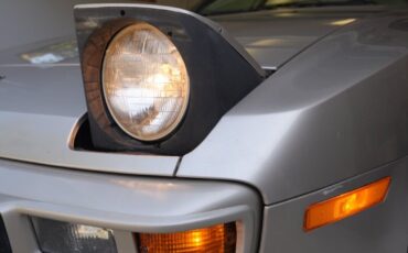 Porsche-944-Coupe-1989-Beige-Tan-99615-4