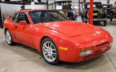 Porsche-944-Coupe-1989-Red-Black-195831-11