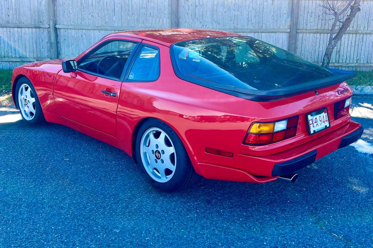 Porsche-944-turbo-1987-red-9399-1