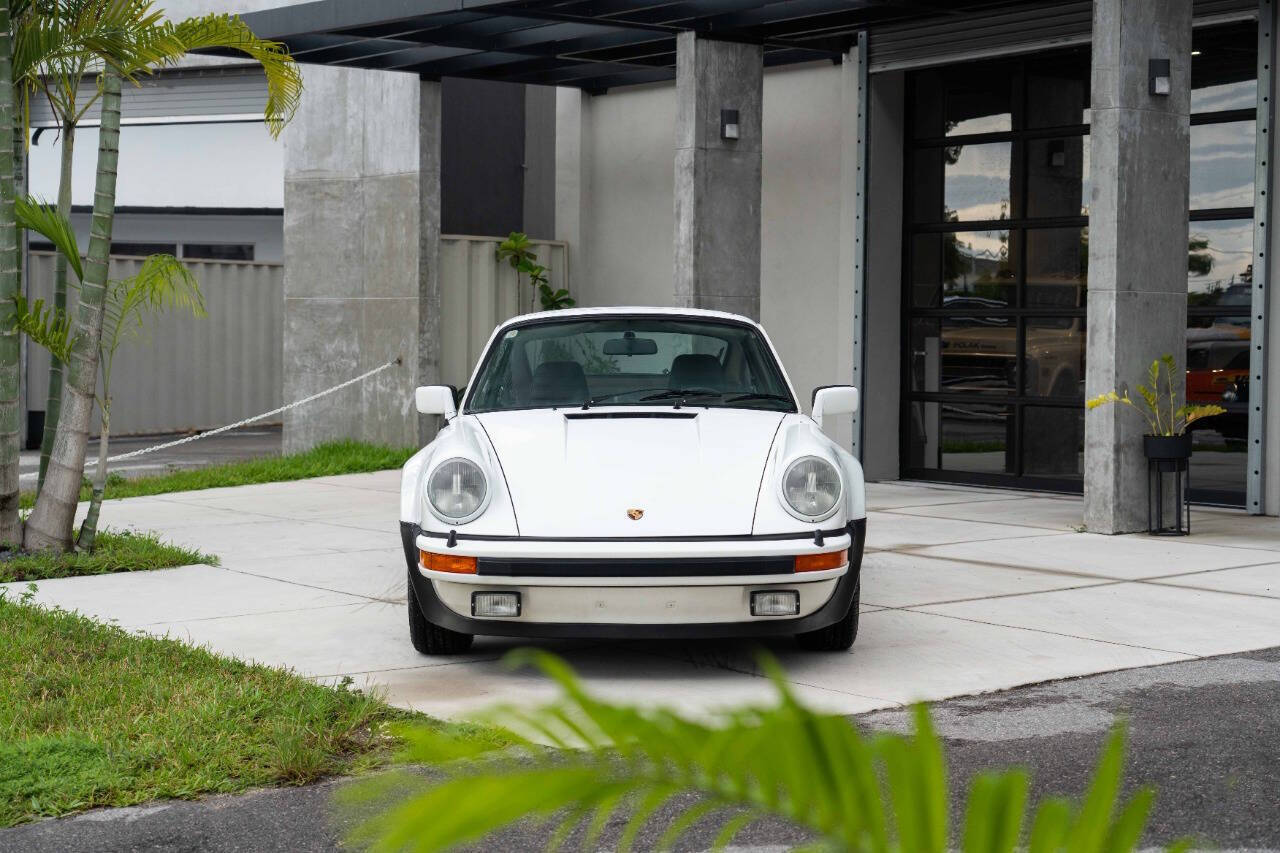 Porsche-Turbo-Coupe-1978-White-Brown-9363-3