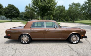 Rolls-Royce-Bentley-T2-1980-2-tone-Nutmeg-over-Walnut-Chocolate-Connolly-hides-59868-16