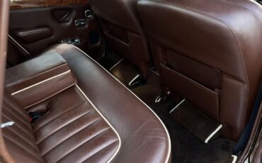 Rolls-Royce-Bentley-T2-1980-2-tone-Nutmeg-over-Walnut-Chocolate-Connolly-hides-59868-26