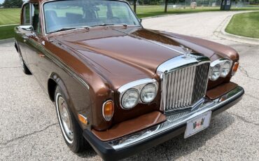 Rolls-Royce-Bentley-T2-1980-2-tone-Nutmeg-over-Walnut-Chocolate-Connolly-hides-59868-3