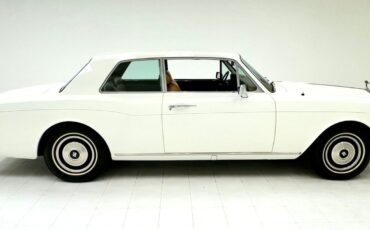 Rolls-Royce-Corniche-1979-White-Biscuit-120701-5