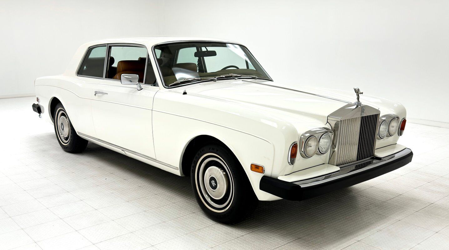 Rolls-Royce-Corniche-1979-White-Biscuit-120701-6