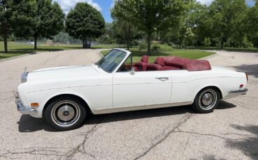 Rolls-Royce-Corniche-Cabriolet-1971-Ivory-Red-38785-10