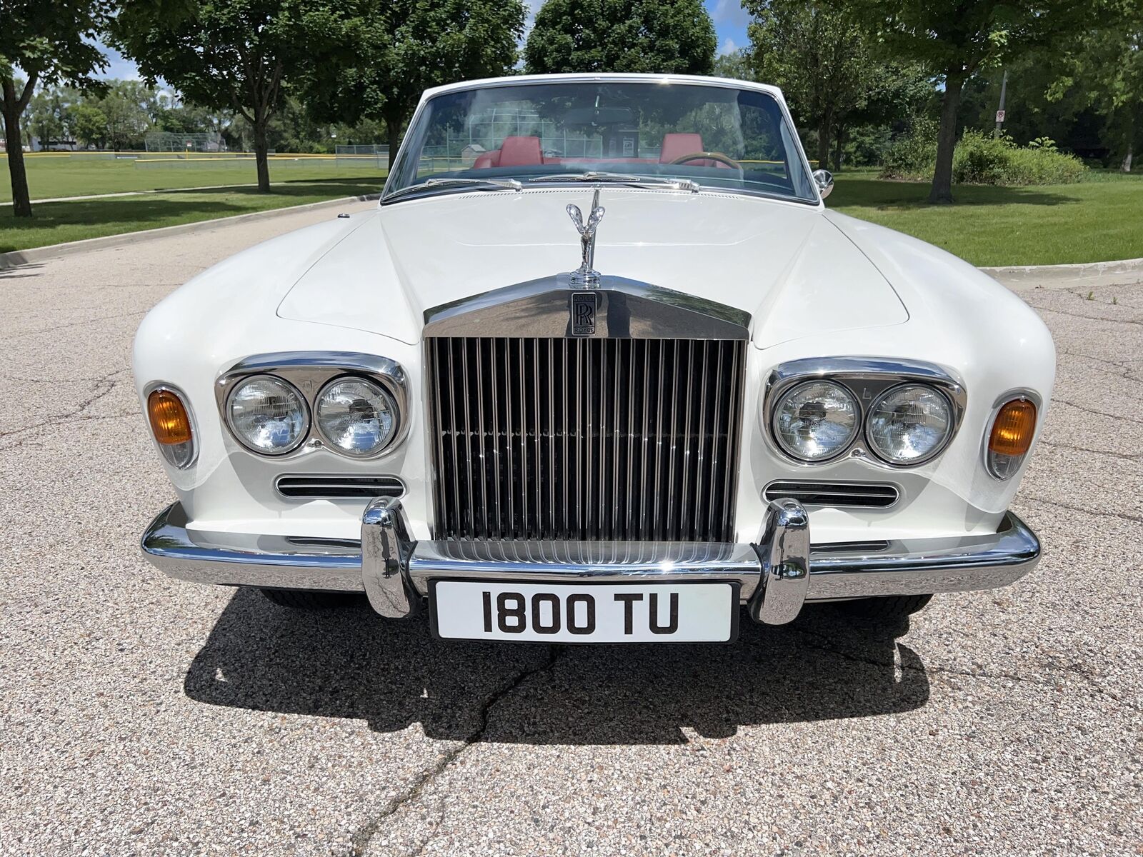 Rolls-Royce-Corniche-Cabriolet-1971-Ivory-Red-38785-6