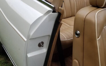 Rolls-Royce-Corniche-Cabriolet-1987-White-Tan-97908-16