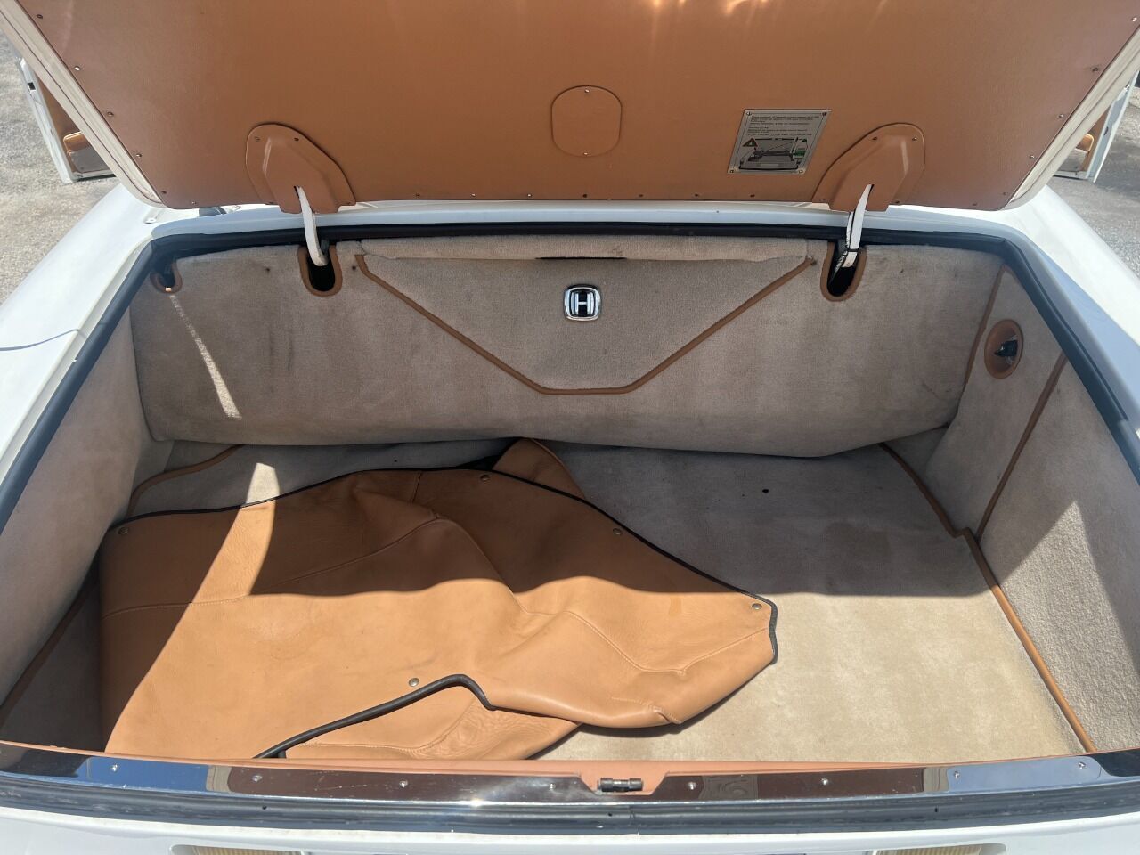 Rolls-Royce-Corniche-Cabriolet-1988-White-Tan-94629-14