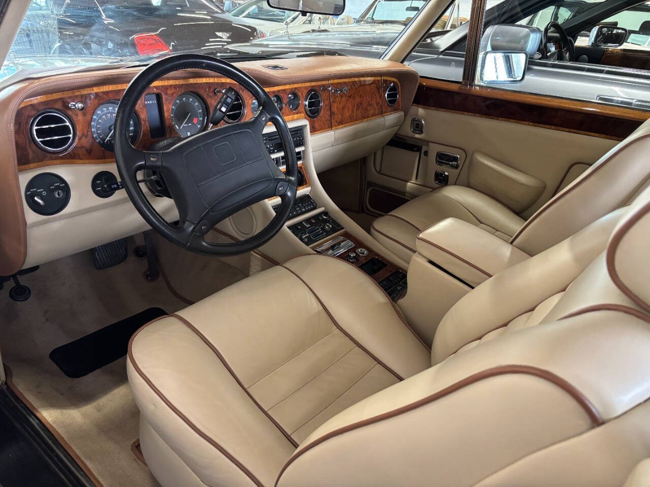 Rolls-Royce-Corniche-Cabriolet-1991-Beige-Beige-37195-13