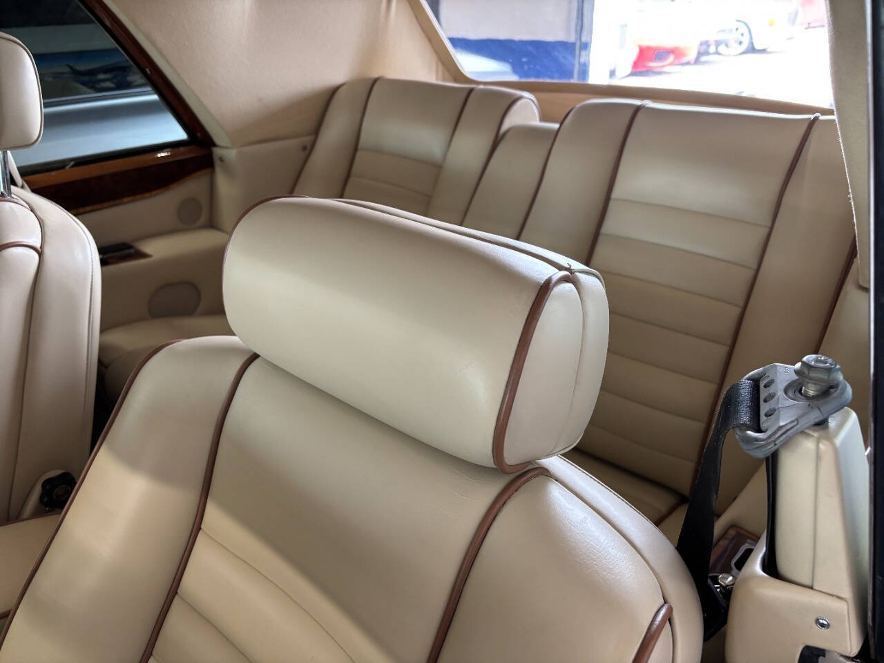 Rolls-Royce-Corniche-Cabriolet-1991-Beige-Beige-37195-14