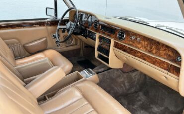 Rolls-Royce-Corniche-Coupe-1979-White-Tan-121505-19