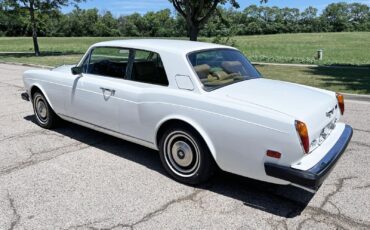 Rolls-Royce-Corniche-Coupe-1979-White-Tan-121505-9