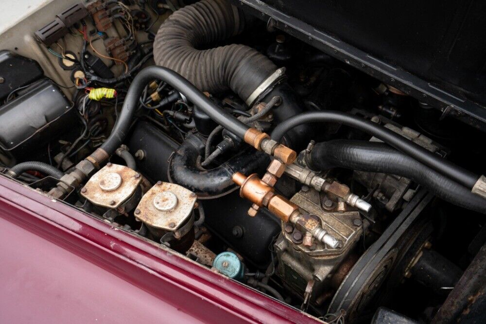 Rolls-Royce-Phantom-1961-Burgundy-Tan-0-7