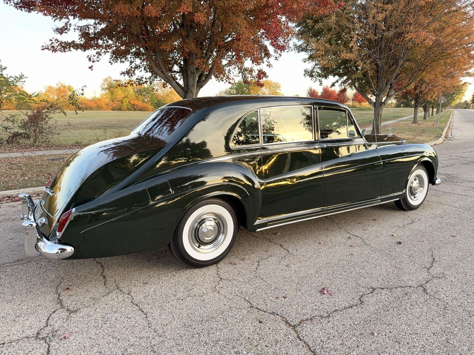 Rolls-Royce-Phantom-1964-Green-Green-12619-16