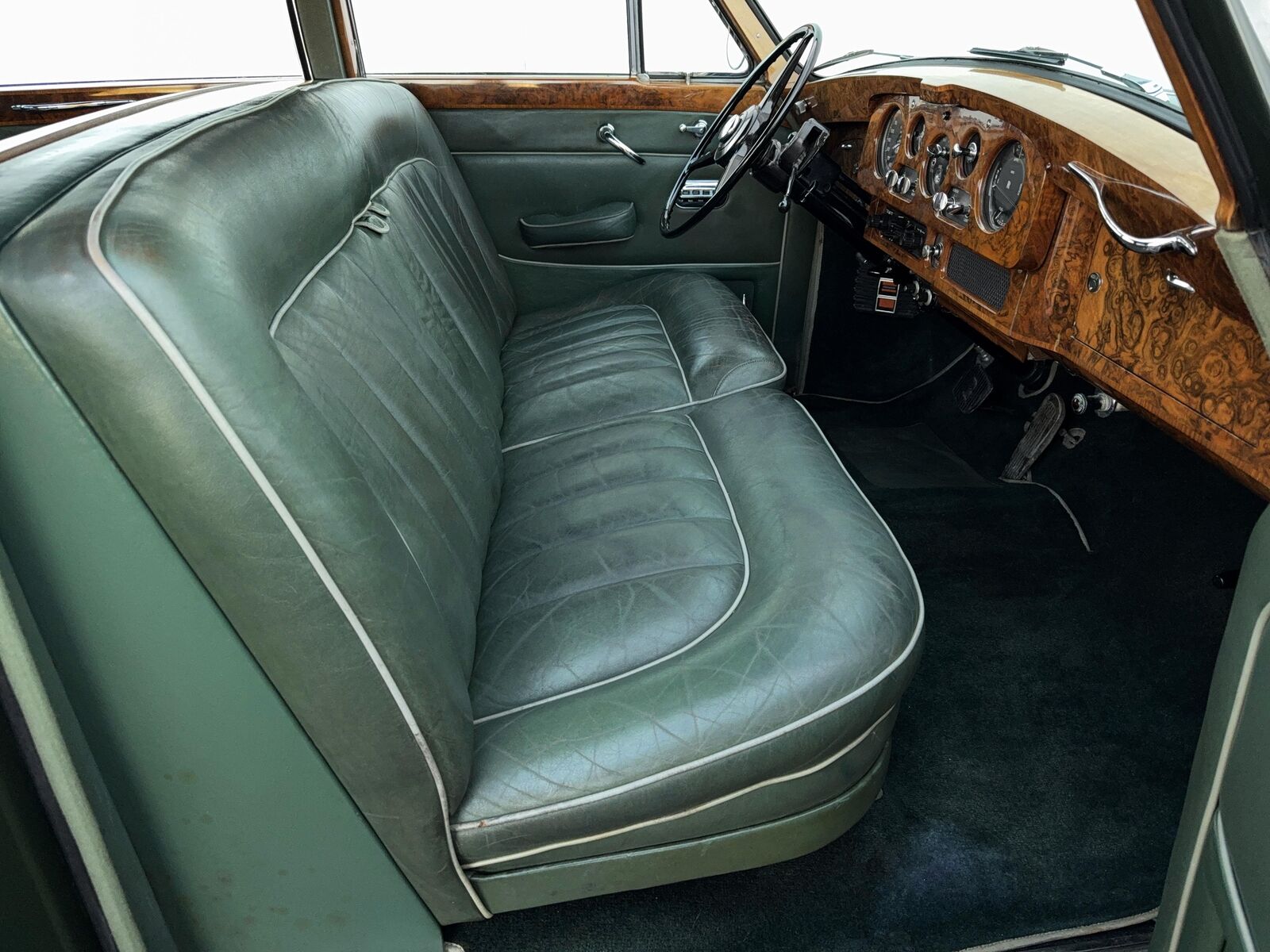 Rolls-Royce-Phantom-1964-Green-Green-12619-36