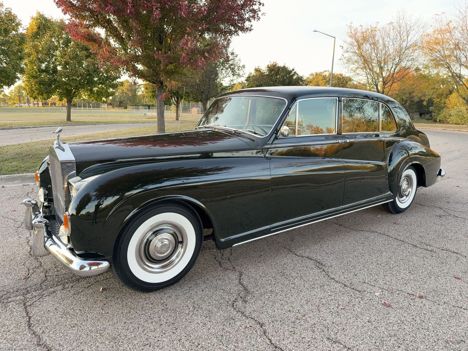 Rolls-Royce-Phantom-1964-Green-Green-12619-7