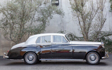 Rolls-Royce-Silver-Cloud-1957-Silver-Other-Color-0-3