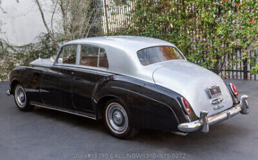 Rolls-Royce-Silver-Cloud-1957-Silver-Other-Color-0-6