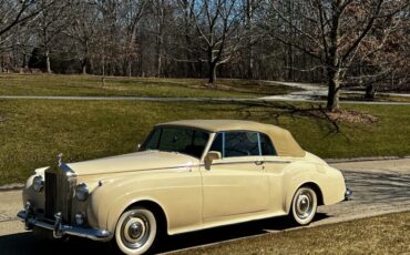 Rolls-Royce-Silver-Cloud-II-1962-Yellow-Tan-0-1